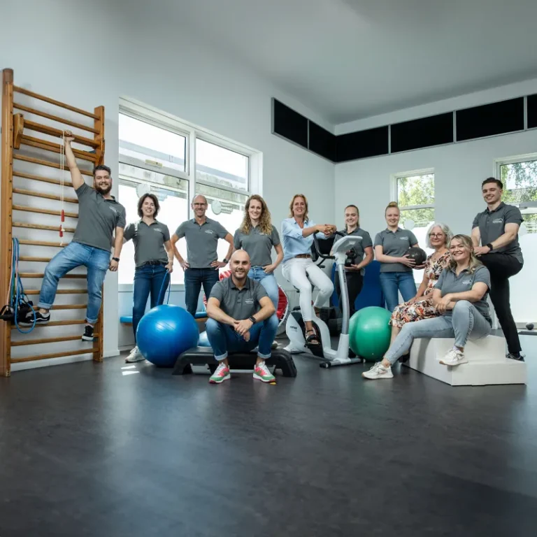Fysiotherapie West Maas en Waal - Groepsfoto homepagina